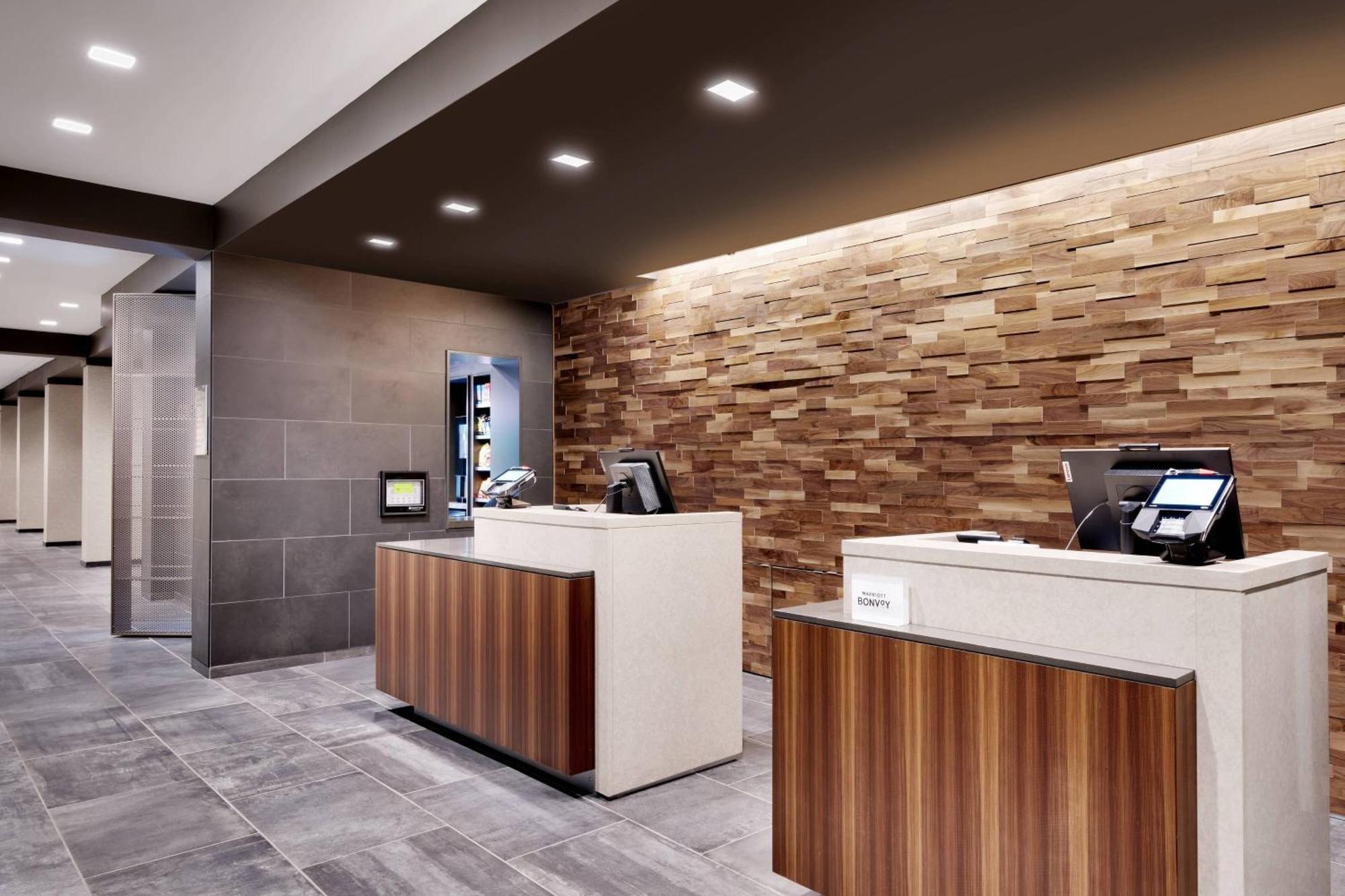 Courtyard By Marriott Atlanta Duluth Downtown Hotel Eksteriør billede